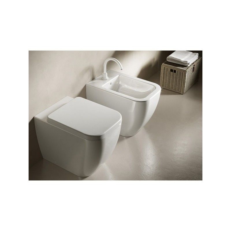 BIANCA WC AU SOL RIMLESS 36X52 Hatria  BLANC MATT